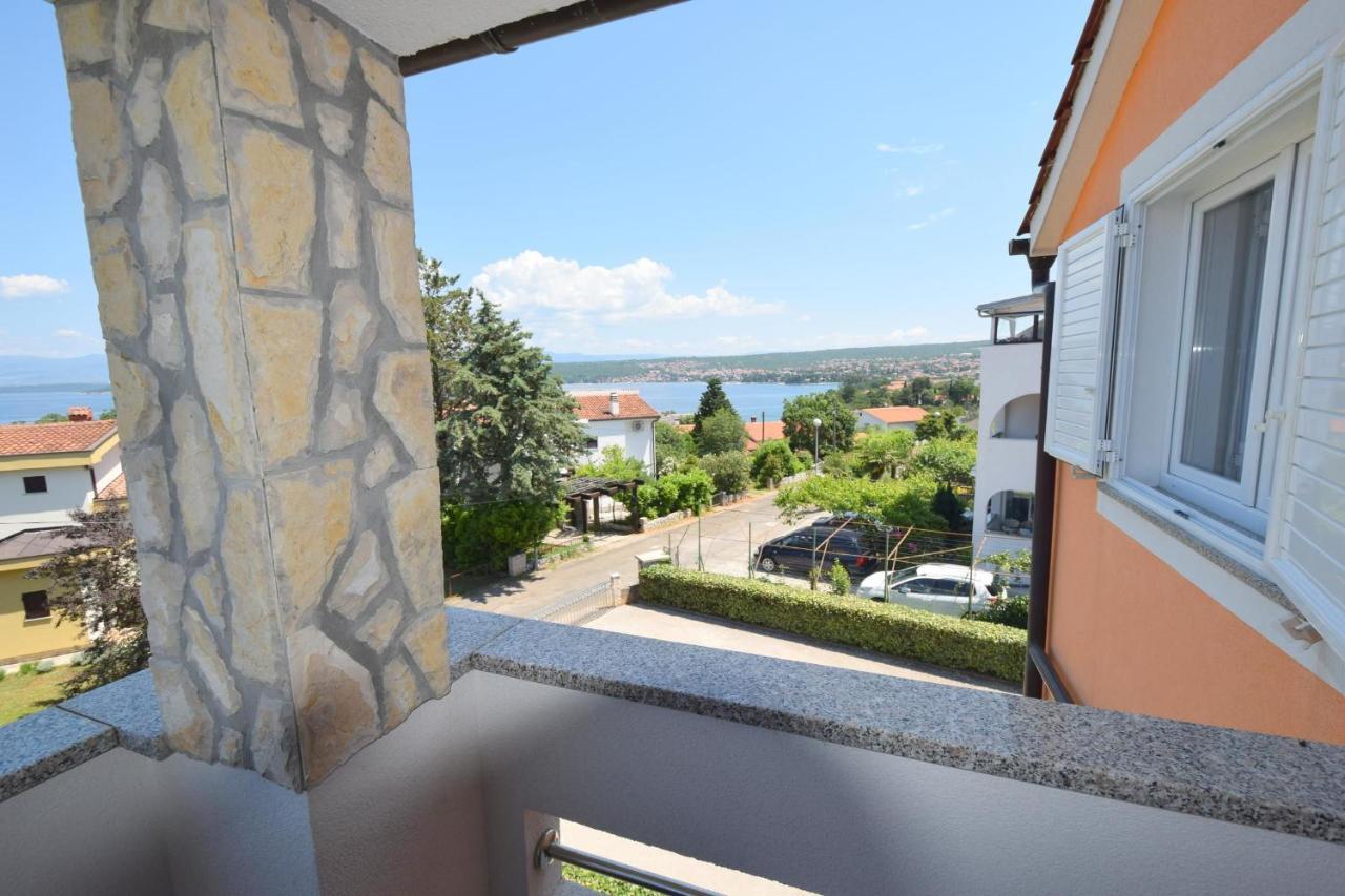 Apartments Gabrijel Malinska Exterior photo